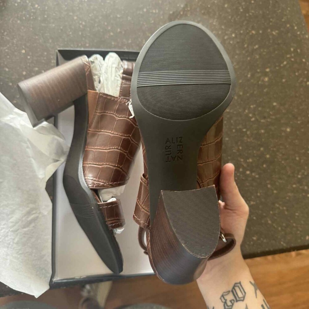 Naturalizer Raelynn Heel - Picture 3 of 5